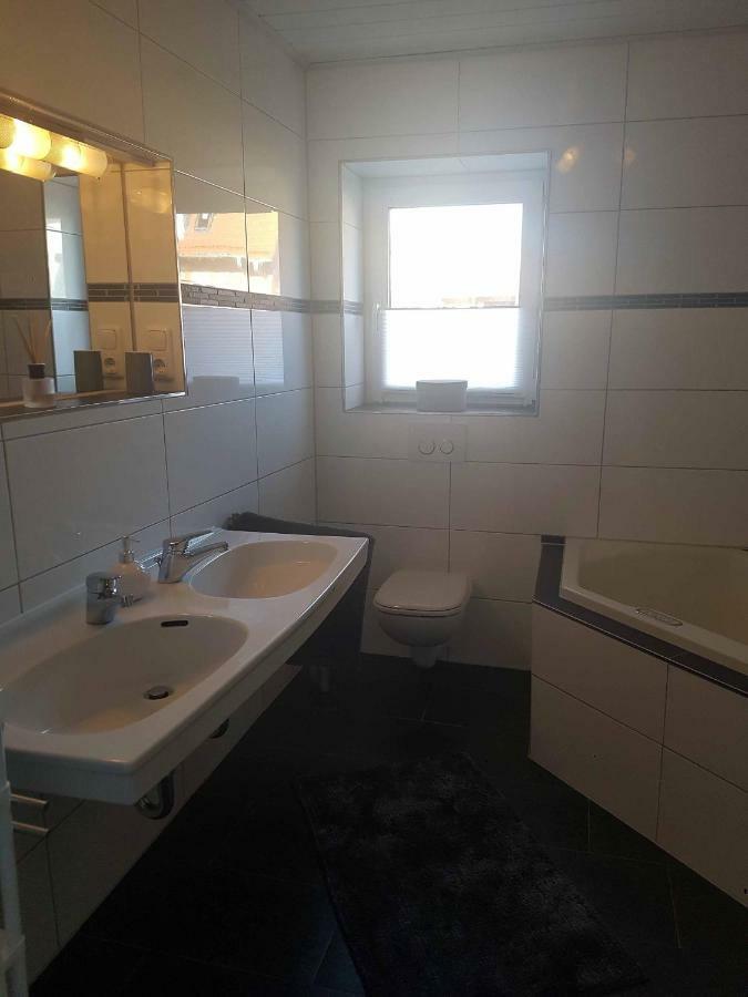 Haeuslinger Ferienwohnung Erlangen Buitenkant foto